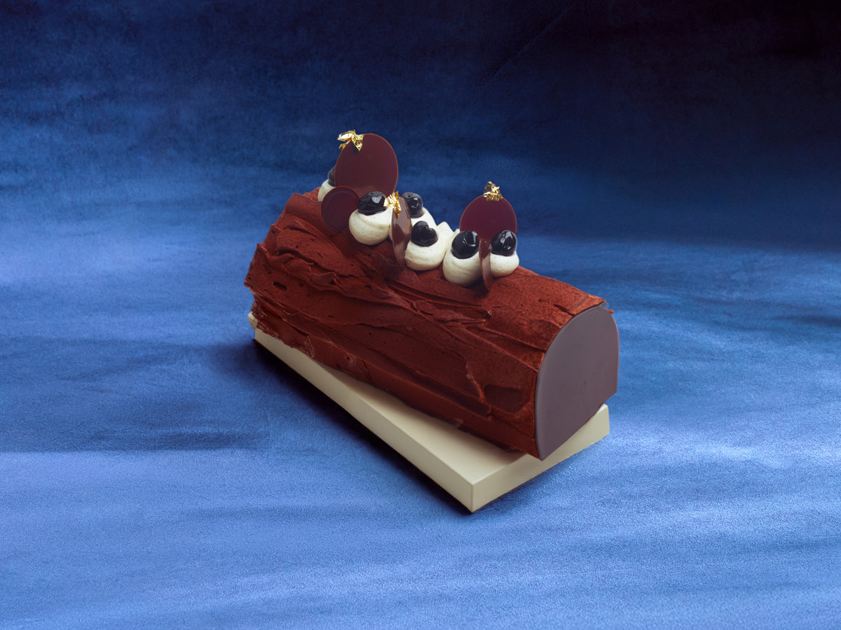The Dorchester mini yule log